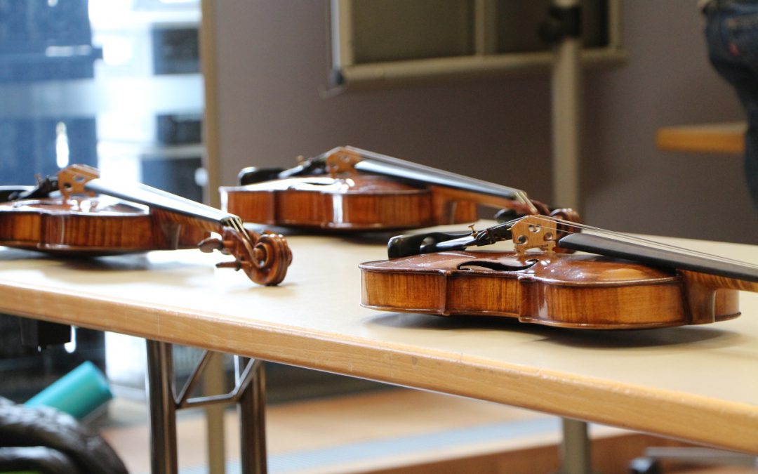 „Violins of Hope“ – Ein Zeitzeugengespräch im Max Mannheimer Studienzentrum
