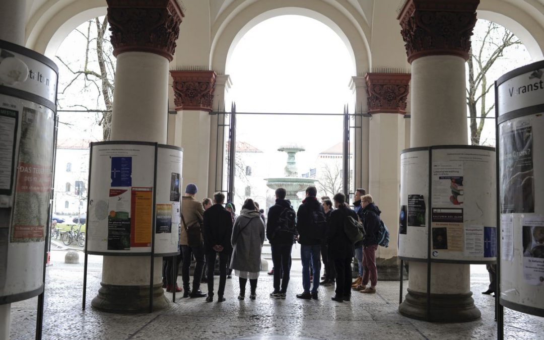 How can arts and culture contribute to dealing with difficult pasts and to reconciliation in Europe?